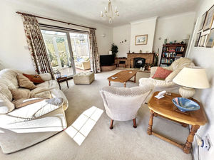 Photo 25- click for photo gallery